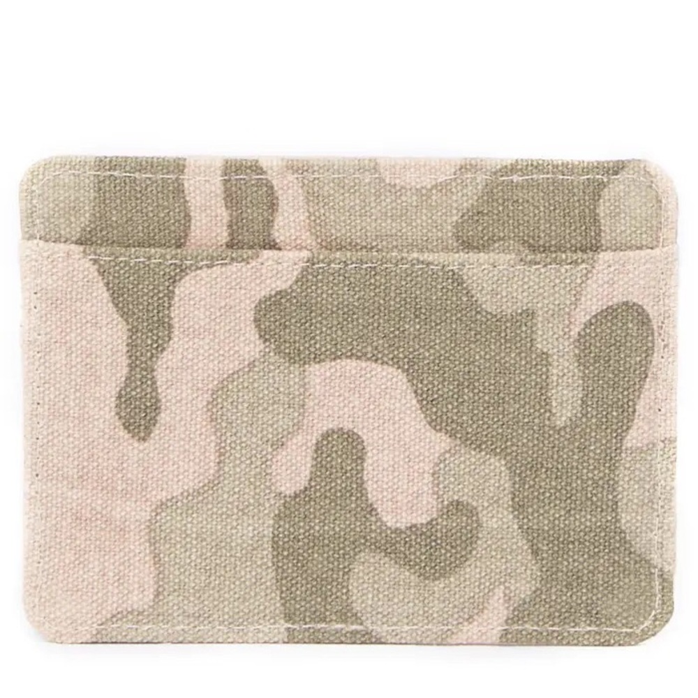 🆕 To The Market Slim Card Holder Wallet in Camo Print (810)